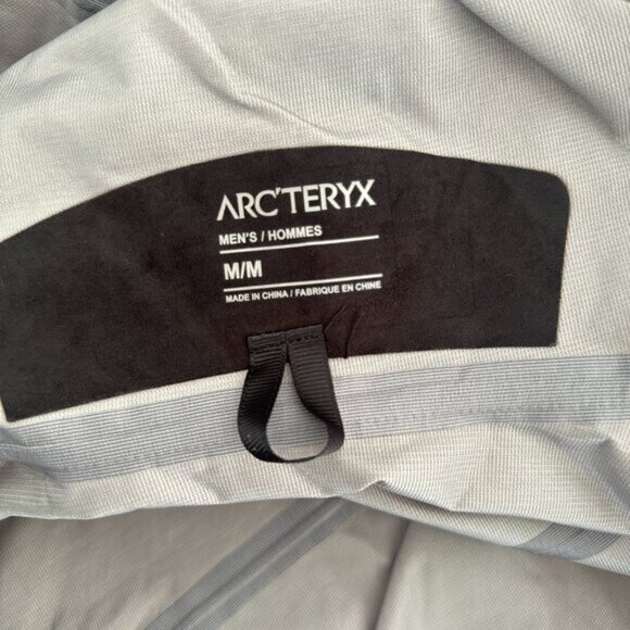 Arcteryx Beta Series Beta lt Jacket Sports Hooded Hard Shell Jacket, Size M - Picture 2 of 9